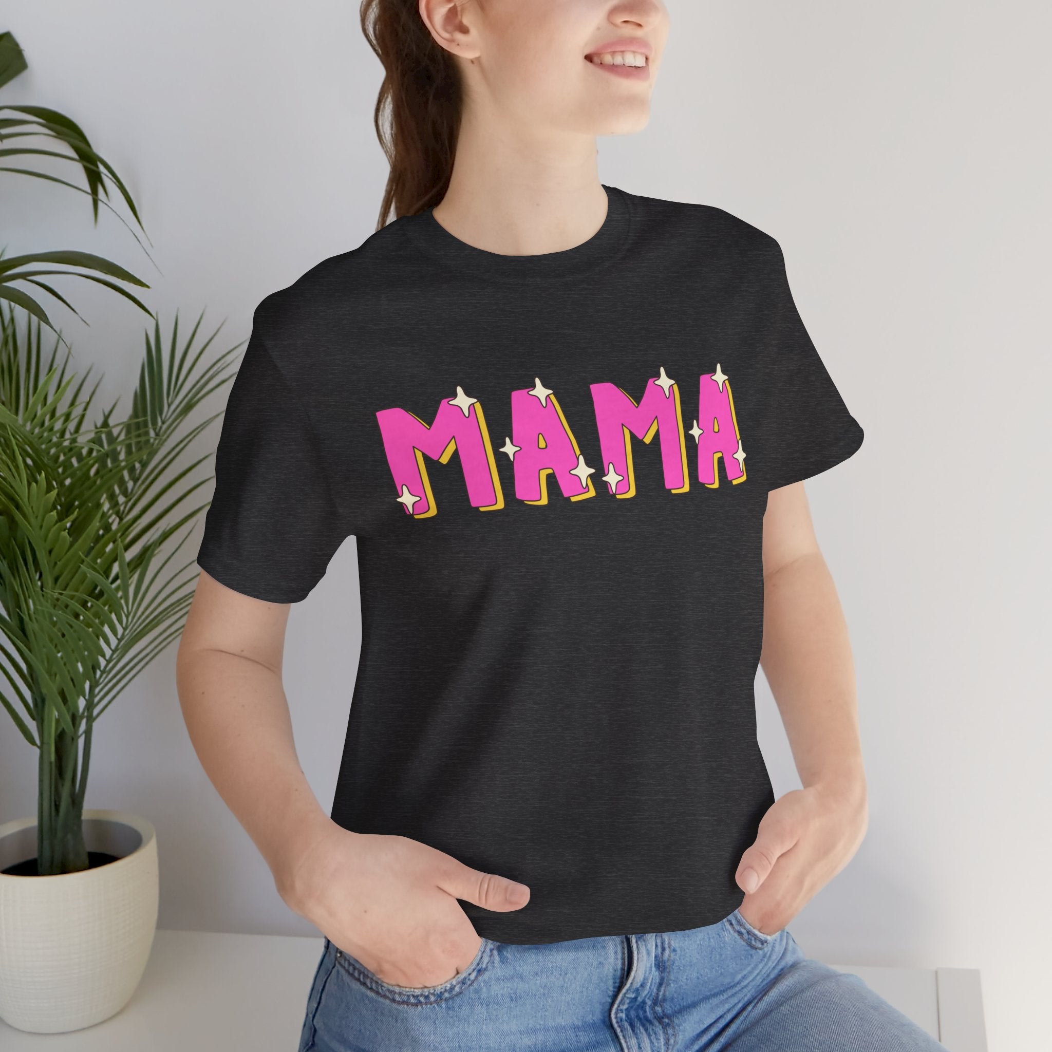 Mama Pink T-Shirt — Cute 'MAMA' Graphic Tee