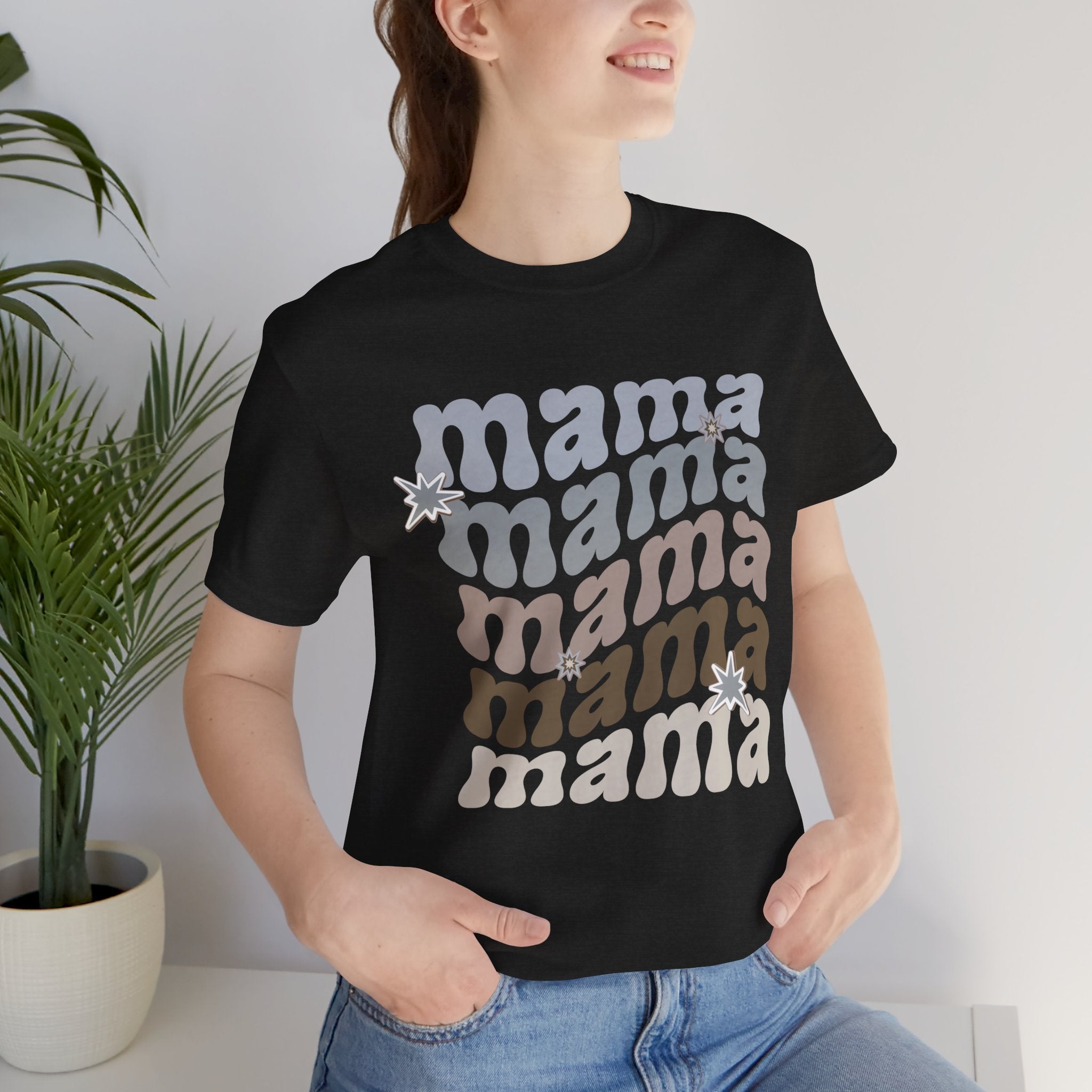 Mama Retro Tee — Vintage-Inspired 'Mama' Stacked Graphic T-Shirt