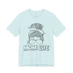 Mom Life Graphic Tee – Casual Motherhood T-Shirt with Messy Bun Design