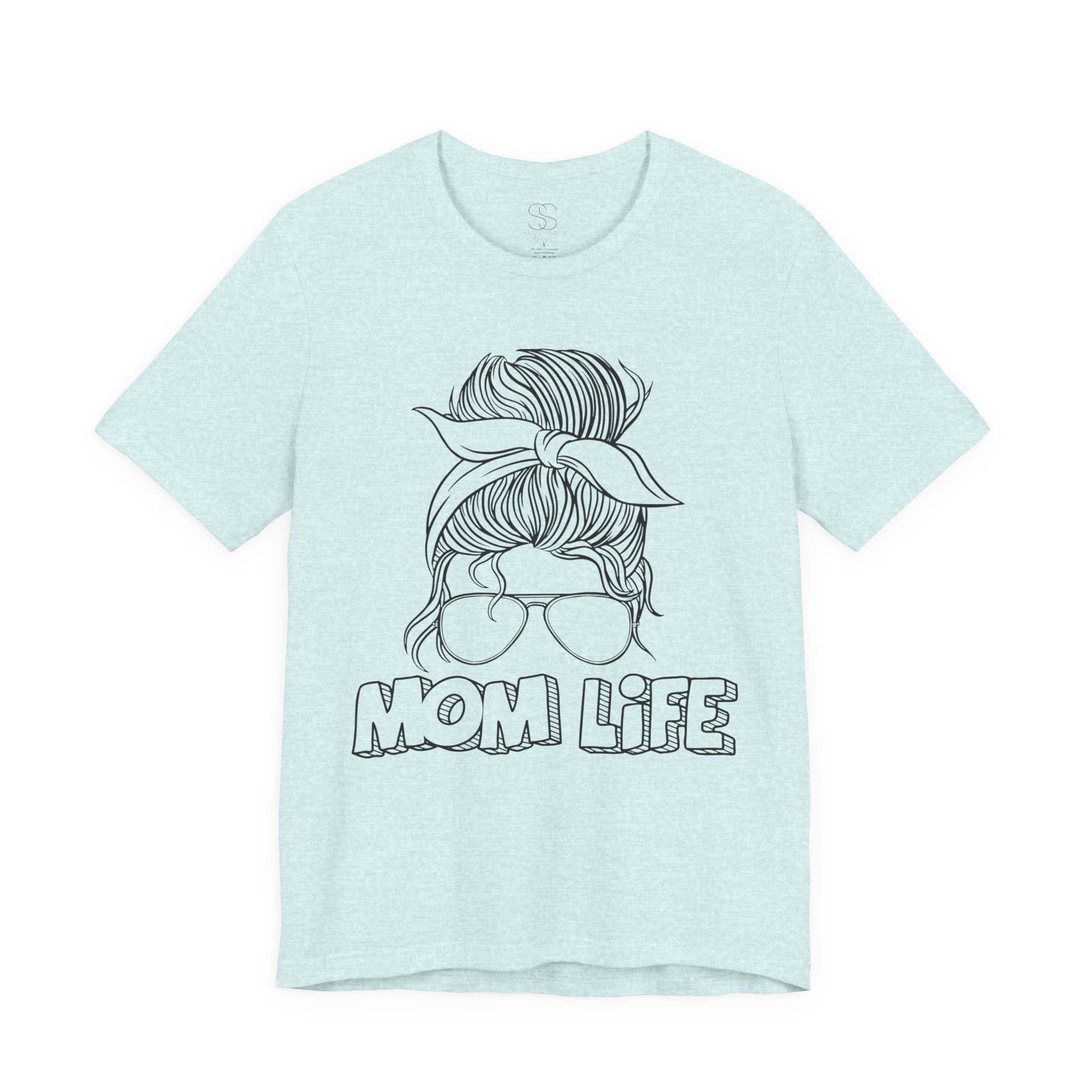 Mom Life Graphic Tee – Casual Motherhood T-Shirt with Messy Bun Design