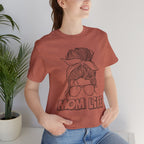 Mom Life Graphic Tee – Casual Motherhood T-Shirt with Messy Bun Design