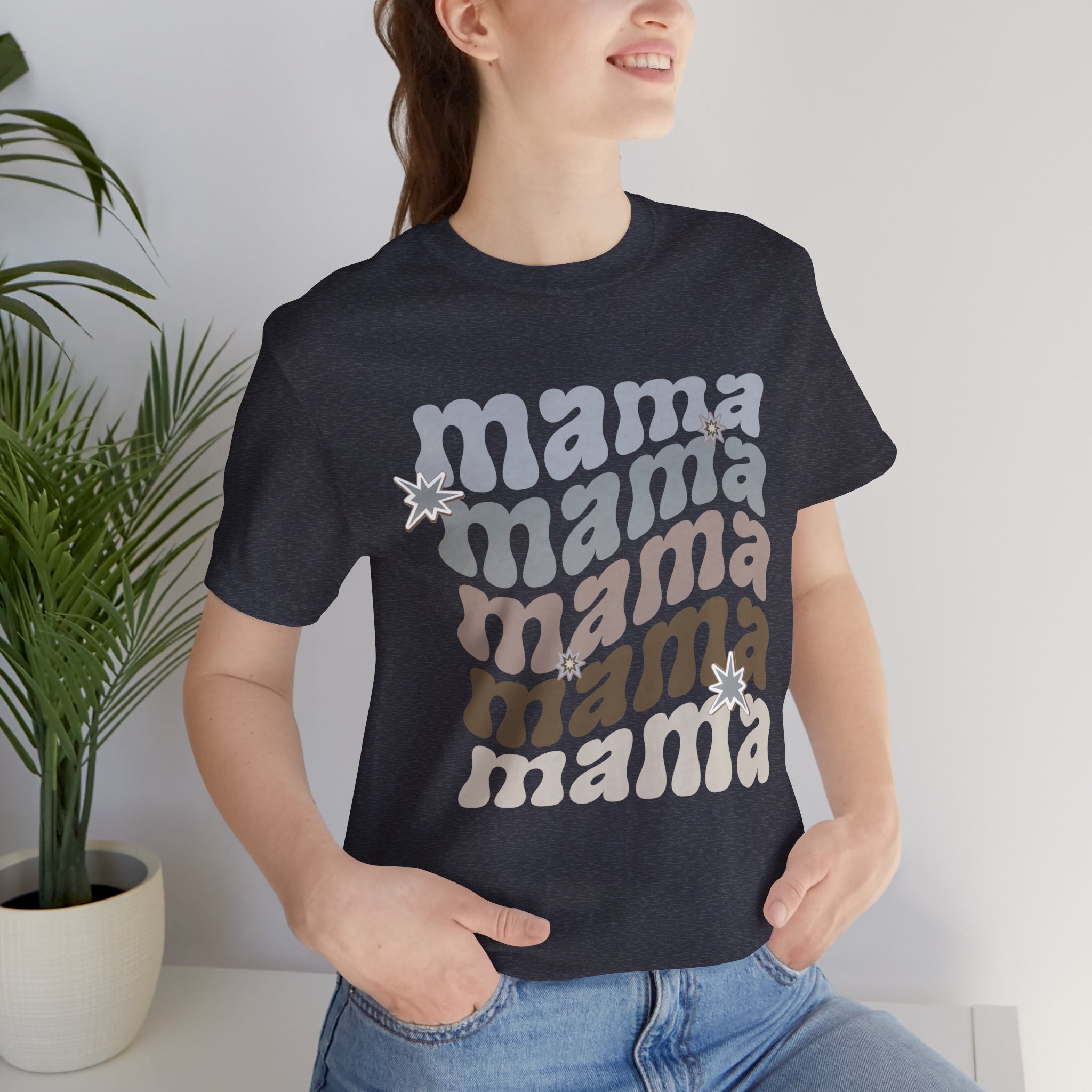 Mama Retro Tee — Vintage-Inspired 'Mama' Stacked Graphic T-Shirt